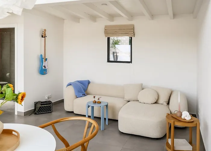 Josy Atelier בית נופש *