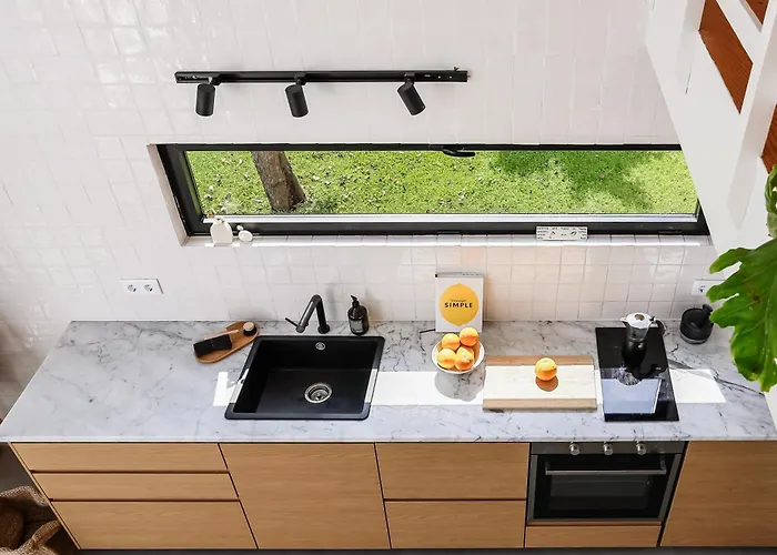 Josy Atelier בית נופש פרל